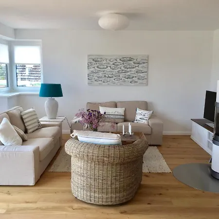 Maison Du Port Apartment *
