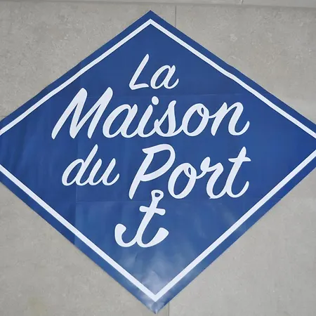 Maison Du Port דירה *